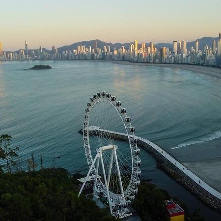 Ap Balneario Camboriu - Proximo Roda Gigante Eksteriør bilde