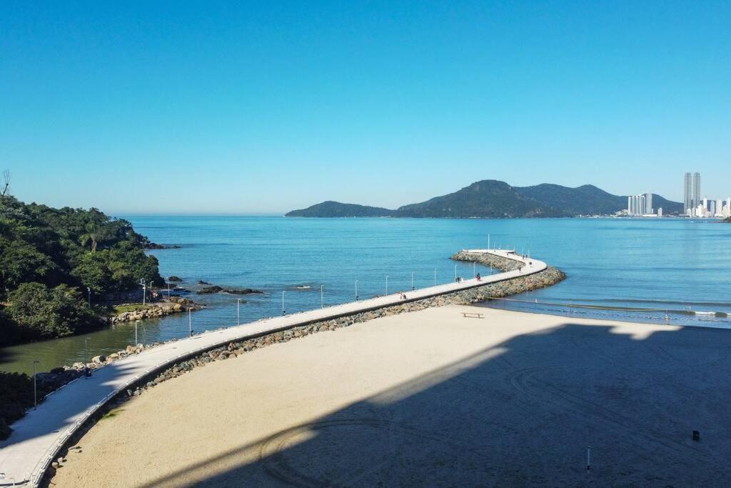 Ap Balneario Camboriu - Proximo Roda Gigante Eksteriør bilde